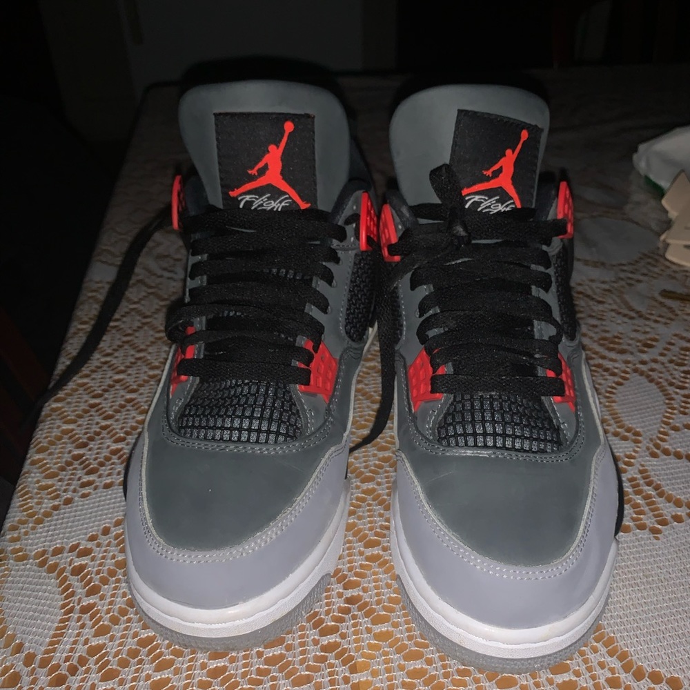 Jordan 4’s ‘infrared’ Size 10 For Men’s